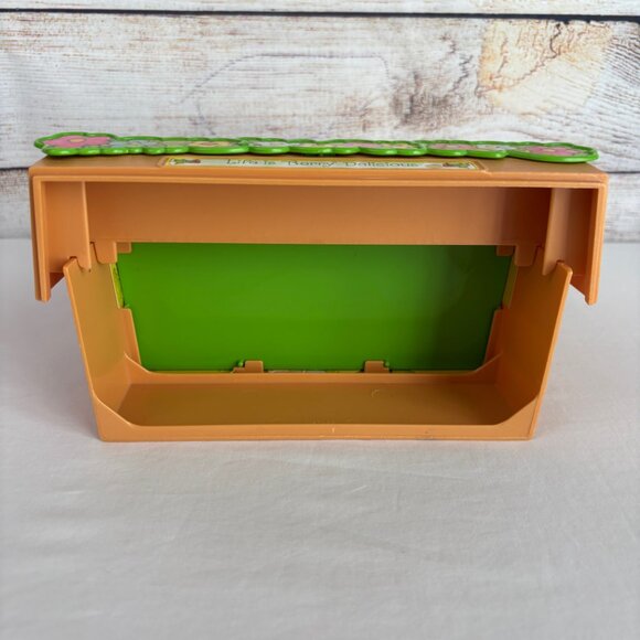 Strawberry Shortcake Berry Patch Display Case Cabinet for Mini Figures VTG 80's - Picture 7 of 8